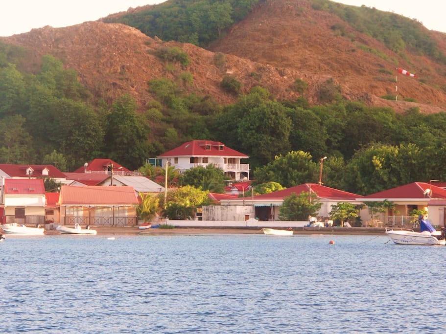 Studio De Charme Au Coeur Du Village, Vue Baie تير-دي-هوت المظهر الخارجي الصورة